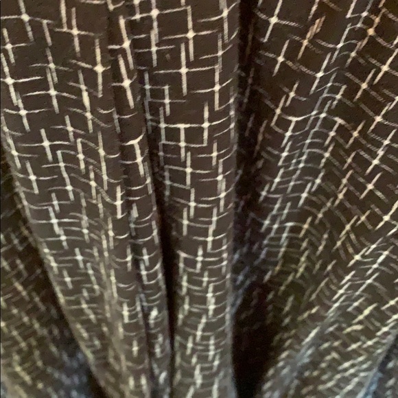 LulaRoe Madison Skirt - Picture 2 of 3